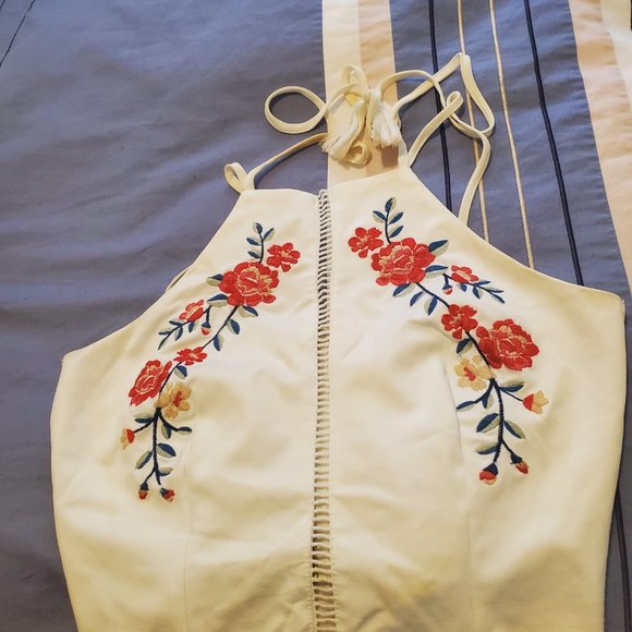 Top - Picture 2 of 2